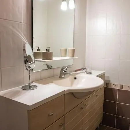 Maison De Ville Restylee Avec Jardin, Proche Gare Dunkirk Esterno foto