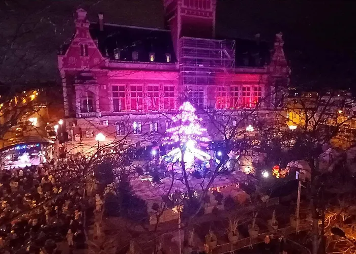 Maison De Ville Restylee Avec Jardin, Proche Gare