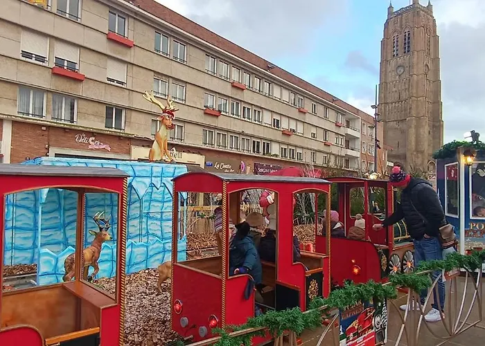 Maison De Ville Restylee Avec Jardin, Proche Gare