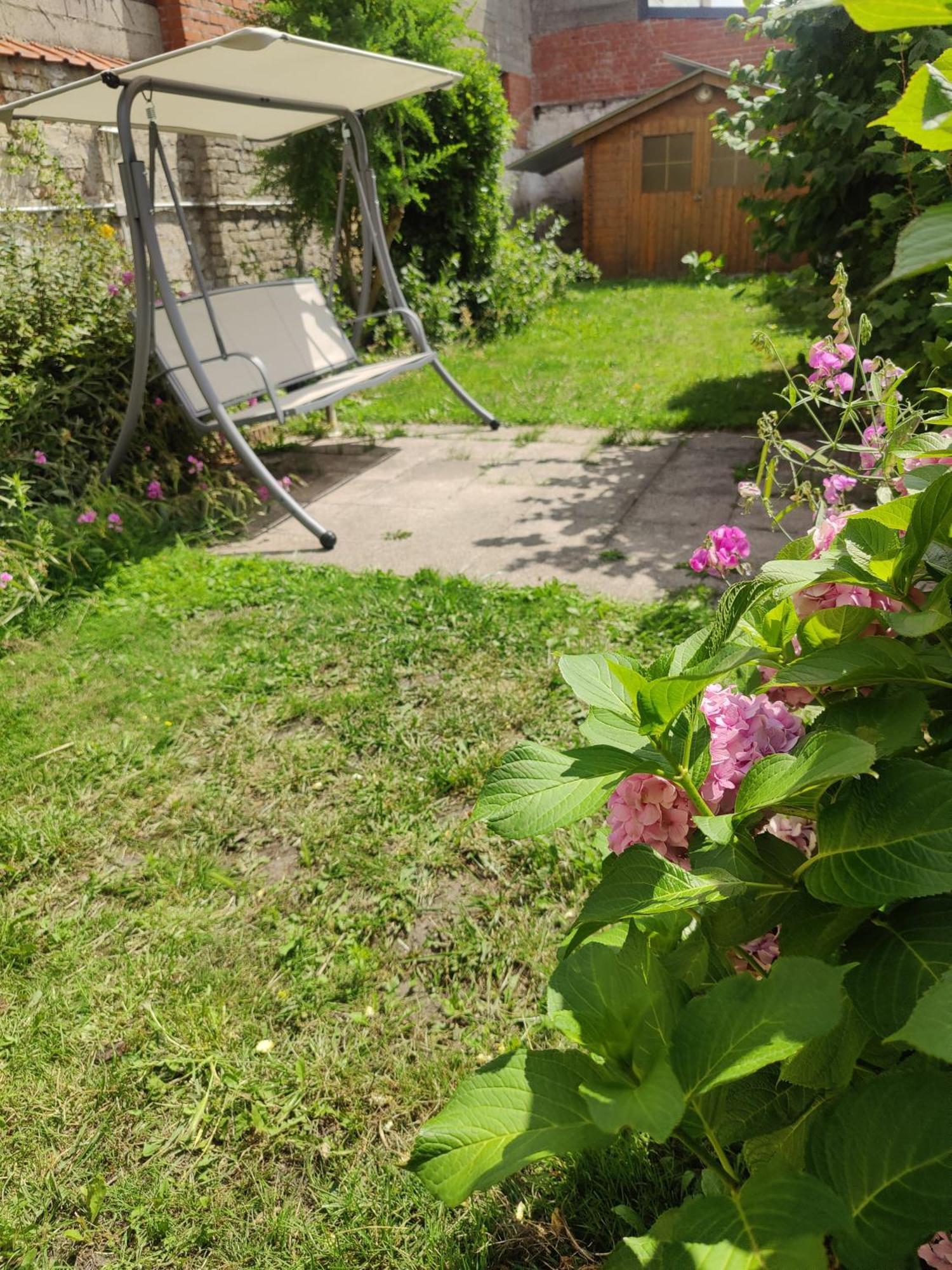 Maison De Restylee Avec Jardin, Proche Gare Holiday home